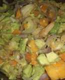 Ensalada de aguacate y papaya con camarones👌