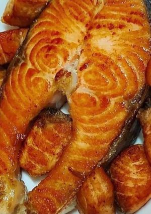 煎鮭魚 的食譜成品照片