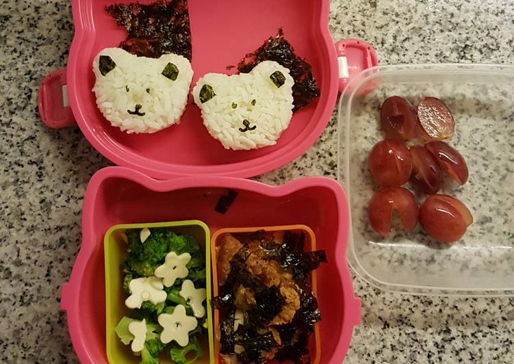 Bekal anak : brokoli & chicken karage
