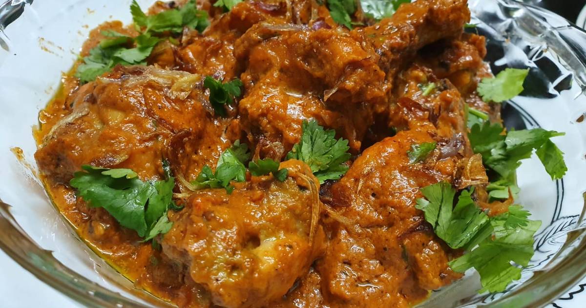Brown Onion Chicken Curry Recipe by Kumkum Chatterjee - Cookpad