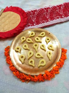 মিল্ক পাউডার দিয়ে গুজিয়া রেসিপির প্রধান ছবি