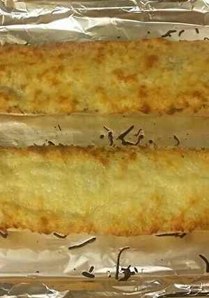 A picture of Cheesy Garlic Bread.