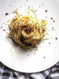 Foto resep [Masakan Barat] Spaghetti Aglio Olio e Peperoncino Yang Mudah Dan Murah