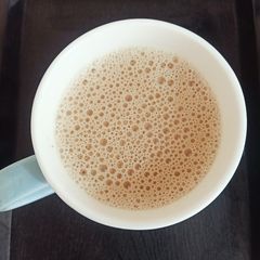 A picture of گڑ والی چائے ☕.