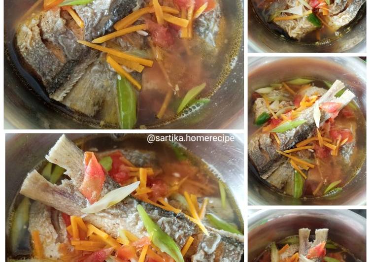 Resep Ikan senangin tumis daun bawang / daun pre ala me 🥰, Lezat