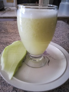 Una foto de Licuado de Piña y Chayota