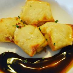 A picture of Crab Rangoon 🦀.