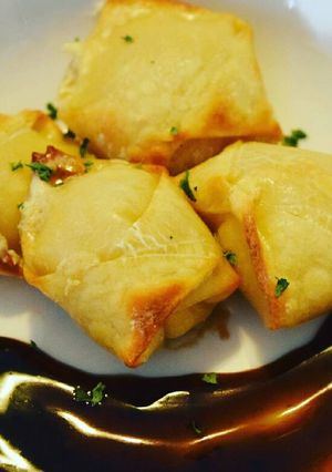 A picture of Crab Rangoon 🦀.