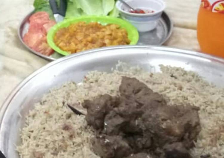 Cara memasak Nasi Kebuli Unta gurih