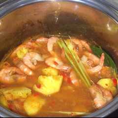 A picture of Pindang Udang Nanas.