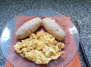 Una foto de Croquetas de batata dulce, rellenas con pollo y ají