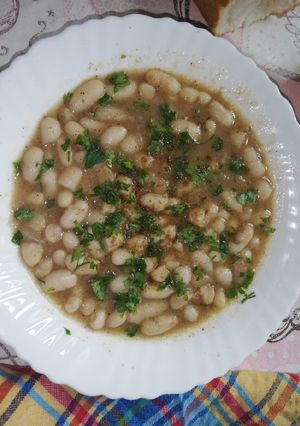 Une photo de Haricots blanc sec en sauce blanche