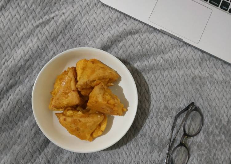 Fried Tofu Filled with Vegetables - Tahu Isi Sayur