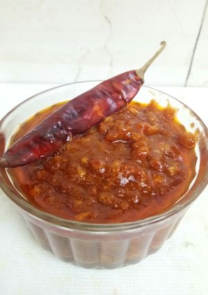 A picture of Schezwan sauce/pasta sauce.