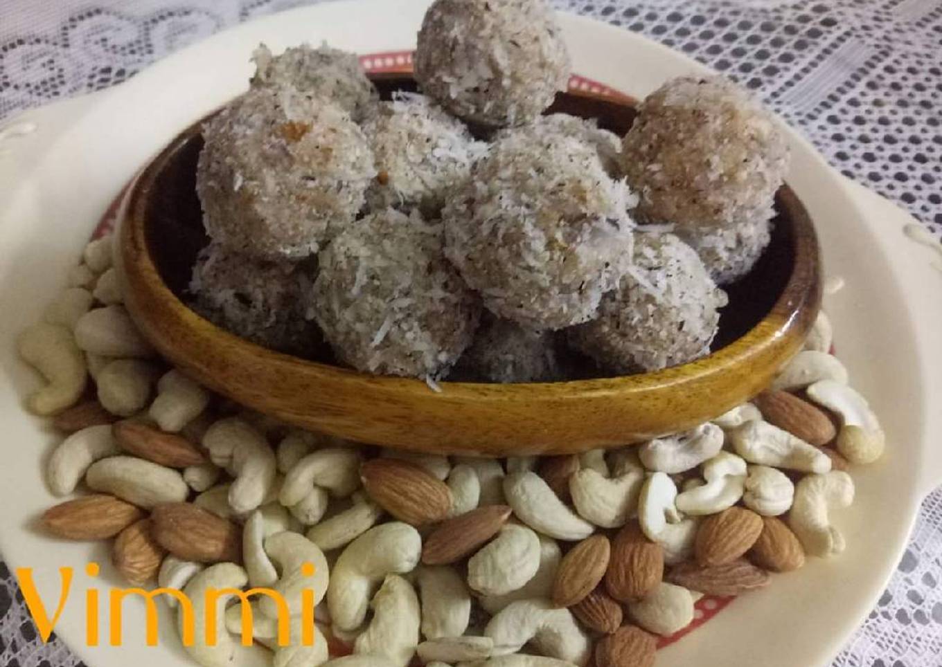 Dry fruits laddu