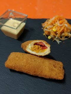 Una foto de Flamenquines de pan de molde