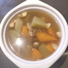 A picture of Green Turnips and Carrot Soup.