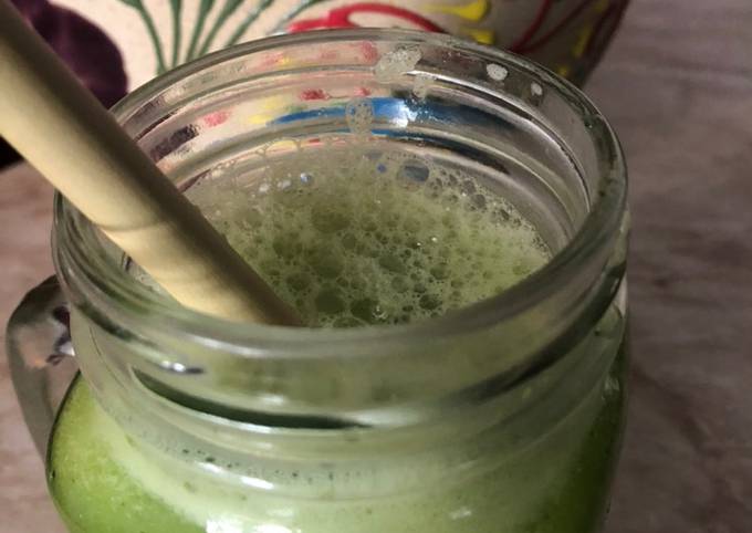 Agua fresca de melón, pepino y hierbabuena, la receta de una