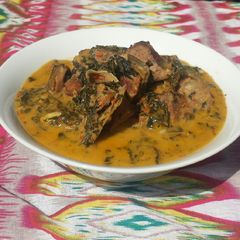 A picture of Bitterleaf soup.
