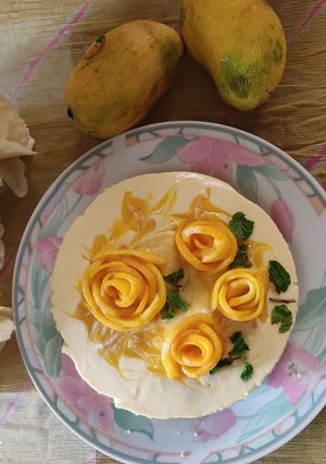 A picture of Mango cheese cake.