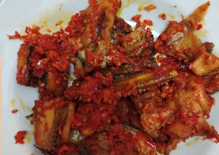 Ikan gabus balado