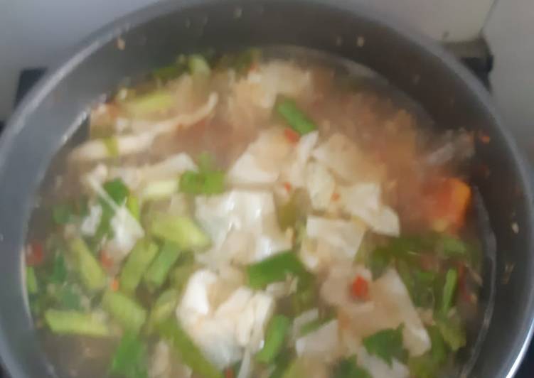 Cara Gampang Menyiapkan Sayur sop pedas, Lezat