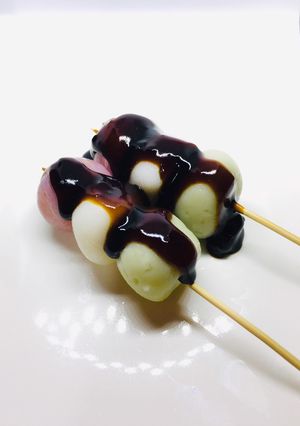Una foto de 🇯🇵 Dango (Postre Japonés) 🇯🇵