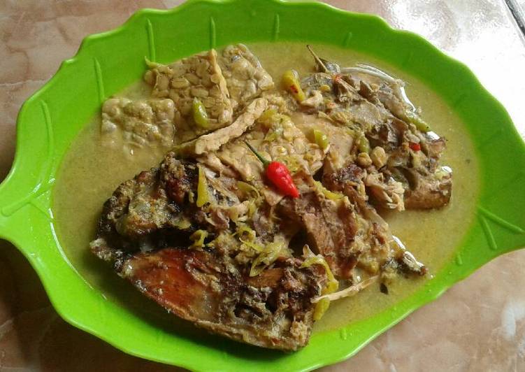 Resep Mangut kepala ikan asap, Enak Banget