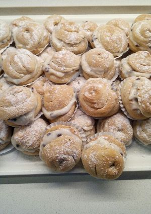 Foto di Biscotti di San Martino con ripieno di crema di ricotta