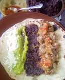 Burritos de cerdo con berenjena al curry
