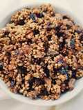 Granola di grano saraceno alle mandorle e sciroppo d'acero