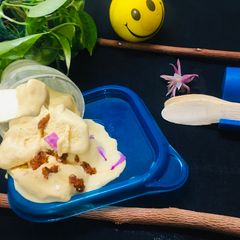 A picture of Rabdi Butter Scotch Cum Vanilla Ice cream.