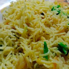 A picture of Plain rice.
