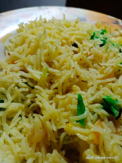 A picture of Plain rice.
