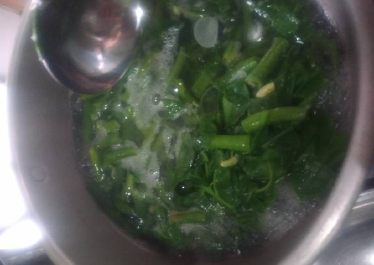 Sayur bening bayam kacang panjang