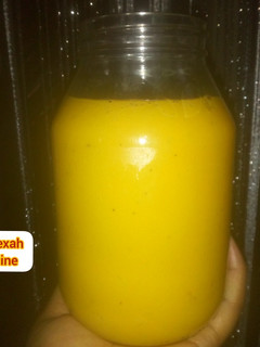 A picture of Mango and banana smoothie.