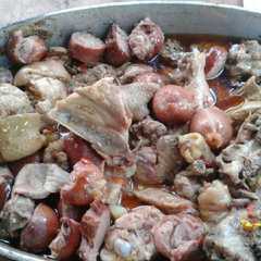 Una foto de Chupin de pollo casero con chorizo picante