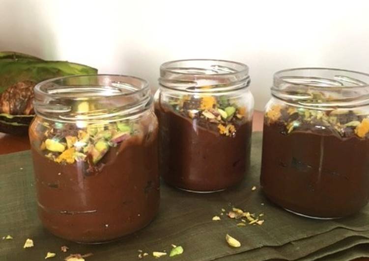 Chocolate avocado pudding