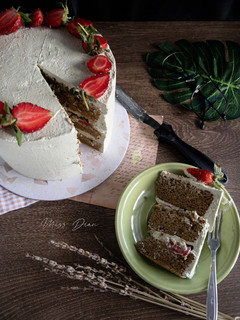 Foto resep Strawberry Matcha Cake