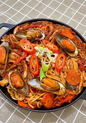 Foto resep 주꾸미 볶음면 Stir-fried webfoot octopus noodles🇰🇷🍝