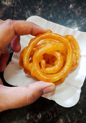 A picture of Instant Jalebi.