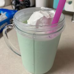 A picture of Shamrock Shake.