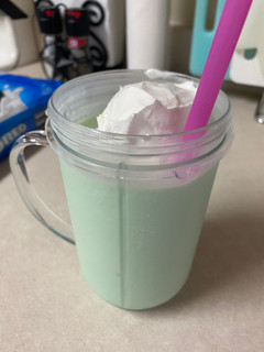 A picture of Shamrock Shake.