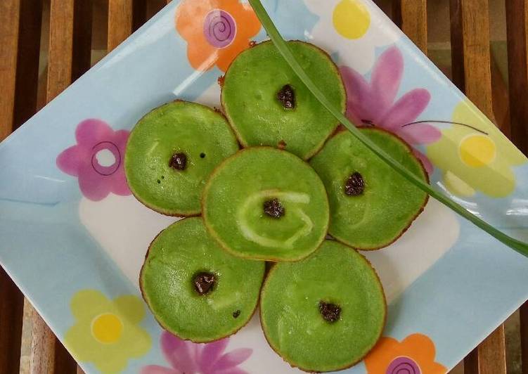 Bahan Kue lumpur pandan source : blog catatan-nina | cara pembuatan Kue lumpur pandan source : blog catatan-nina Yang Enak dan Simpel