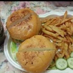 A picture of Street style bun kabab.
