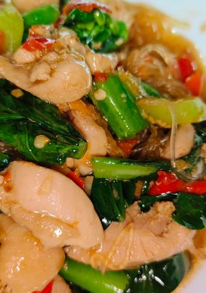 รูปของ คะน้าผัด พริก ไก่วุ้นเส้น