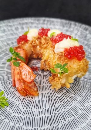 Una foto de Crujiente de langostinos con mayonesa japonesa