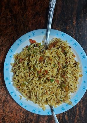 A picture of Fried Veg Maggi.
