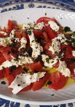 Una foto de Ensalada capricciosa