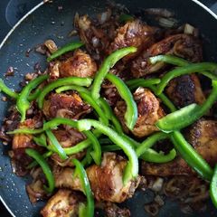A picture of Honey & Onion Fried Chicked.